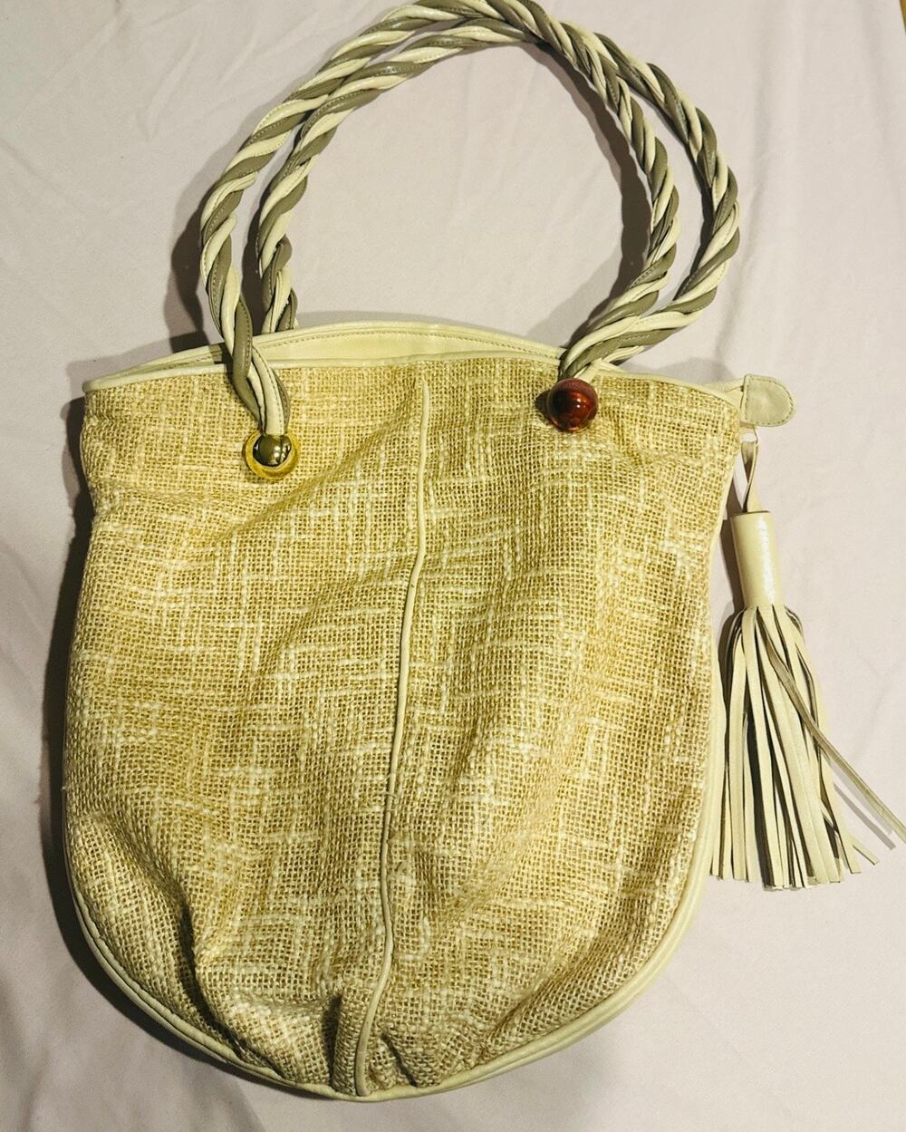 Brio! Italian cream gray tan leather bag w/ braided handle & tassle woven boho